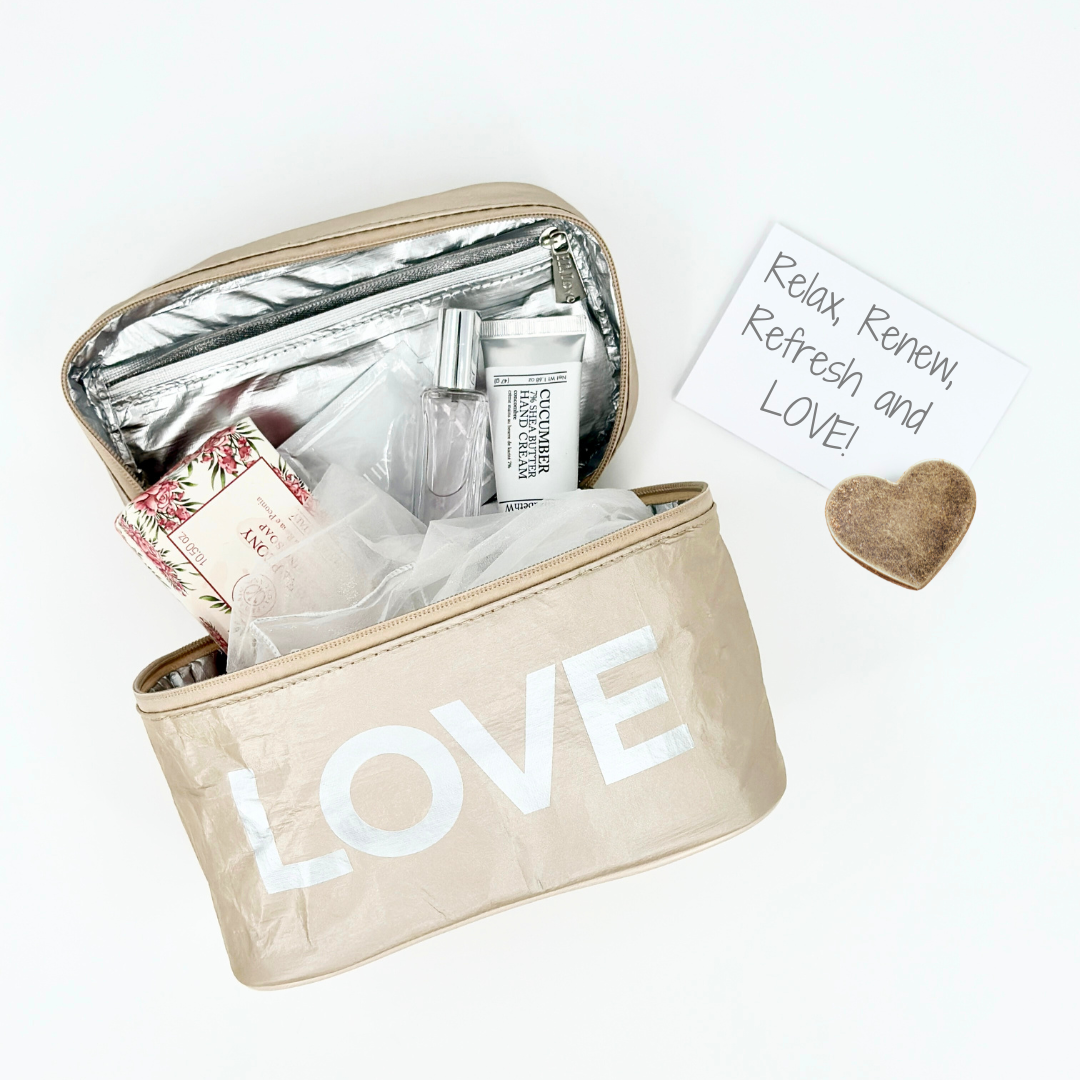 Makeup Bag and Lunchbox easy to clean Beige LOVE